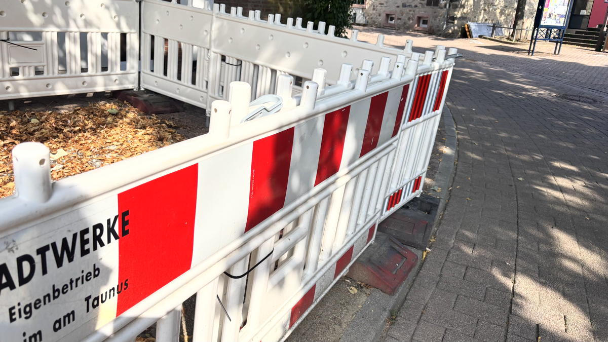 Alt Wildsachen: Sperrung Am Hollerbach wegen Wasserrohrbruch