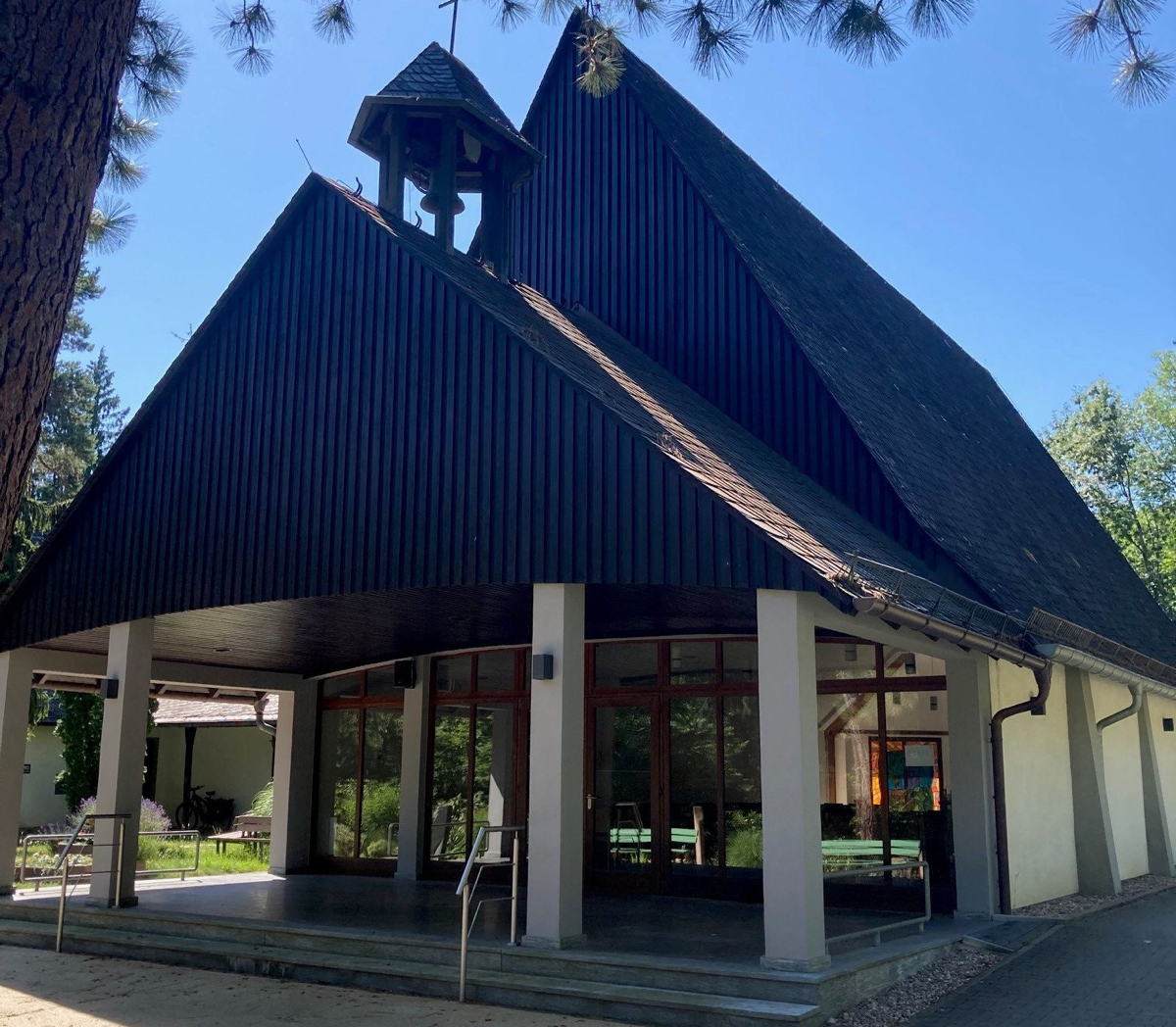 Hospizverein informiert: Sarg oder Urne, Wand oder Erde?