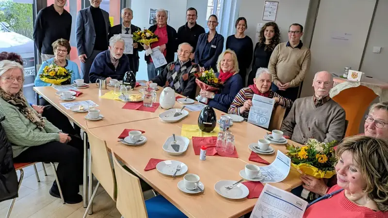 Jubiläumsfeier: HWB ehrt langjährige Mieterinnen und Mieter