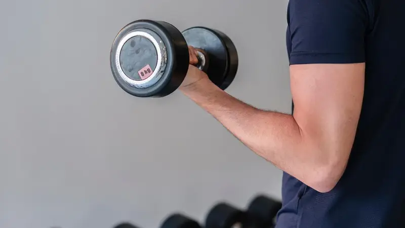 Gesund mit Felix (6): Warum Kräftigungsübungen bei Verspannungen oft das Gegenteil bewirken​