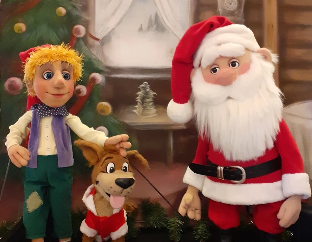 Figurentheater für Kinder präsentiert: „Weihnachten in Gefahr“