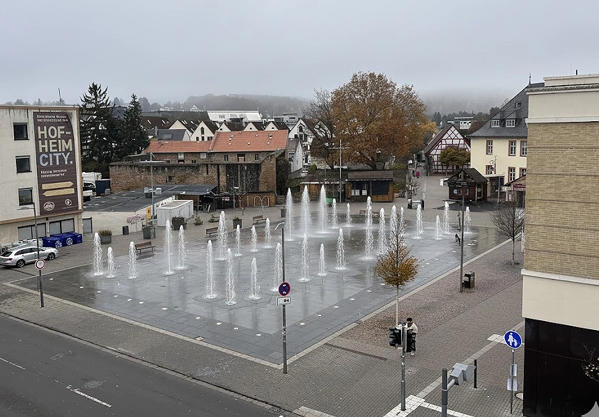 Neuer Plan: CDU & Grüne wollen Kellereiplatz zum Wasserspielplatz machen