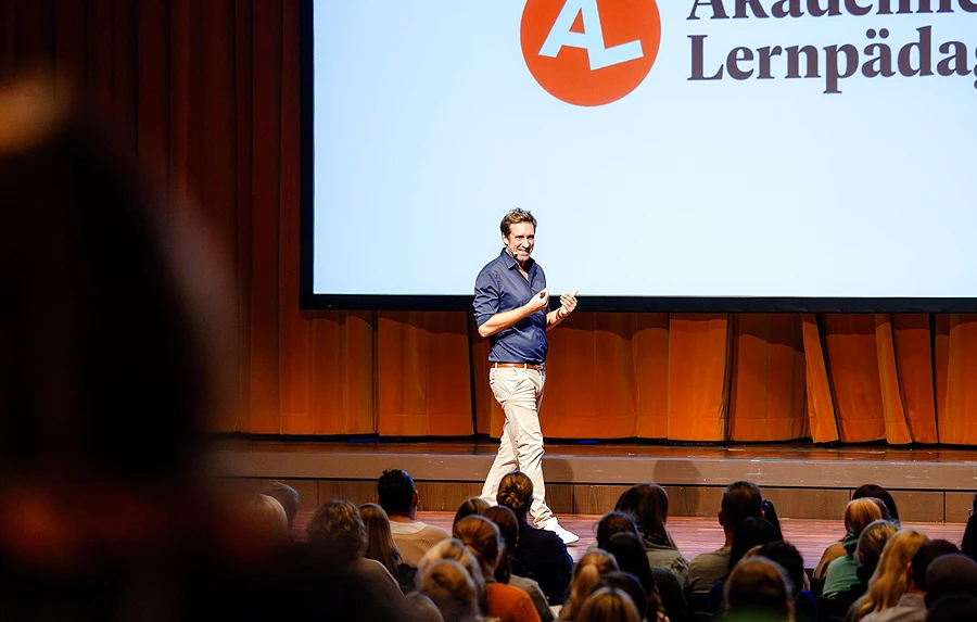 Lernen lernen: Experte gibt Eltern Tipps für den Schulalltag