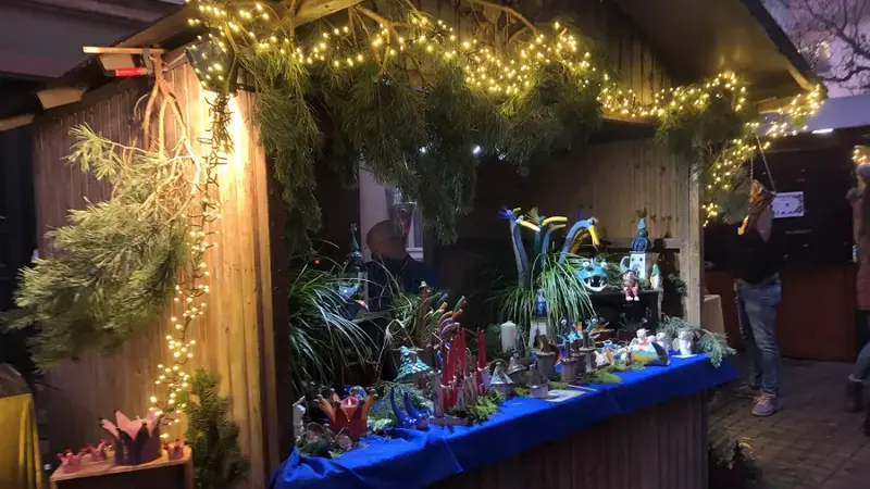 Tradition trifft Festlichkeit: Weihnachtsmarkt in Marxheim am 3. Advent