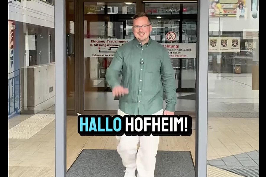 Hofheim nach 100 Tagen Schultze: Nähe ja – Richtung unklar