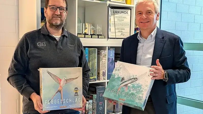 Wo Spieleträume entstehen: Erfolgsverlag Feuerland sitzt in Wallau