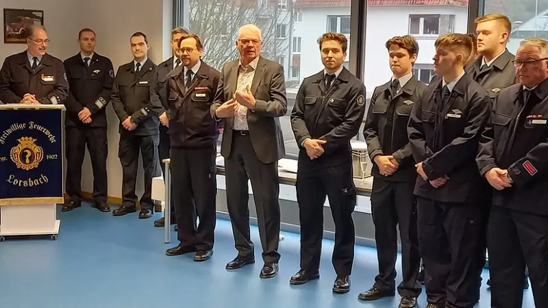 Dank für Jahrzehnte im Einsatz: Ehrungen bei Lorsbacher Feuerwehr