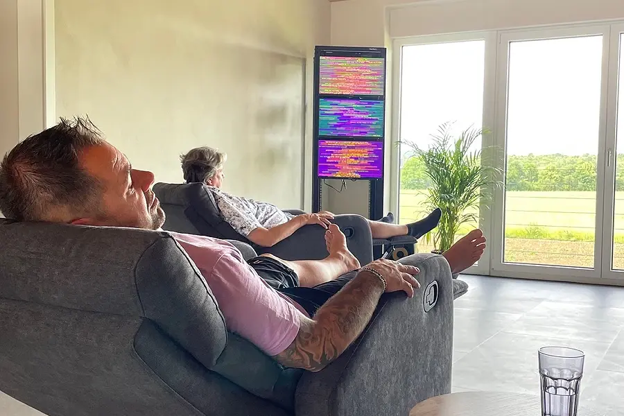 „Frequenz Oase“ auf Biohof Schlagmühle – Stress abbauen und Energie tanken