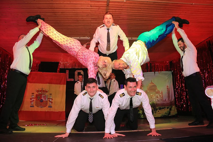 Pink, Power und Pointen: Wallau feiert „Crazy Chicken Ladies Night“ 3 Wallau