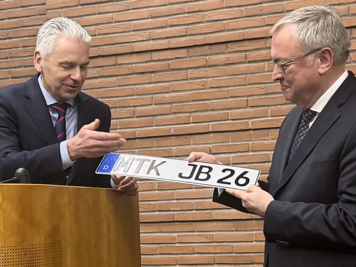 „Genau, verlässlich, vertrauensvoll“: Kreisbeigeordneter Baron verabschiedet