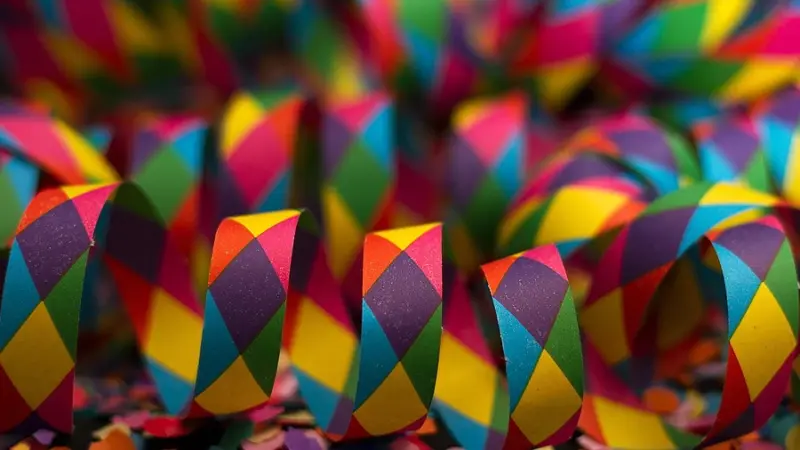 Fastnacht in der Altstadt: warm ums Herz, heiß im Becher