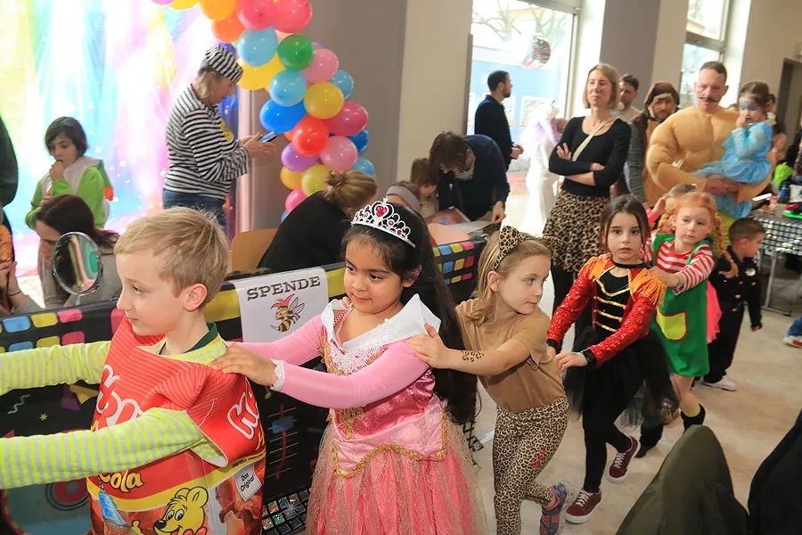 Full House in der Ländcheshalle – Kinderfasching in Wallau