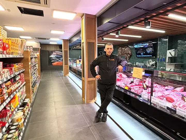 Hofheimer Innenstadt bekommt kulinarische Attraktion: „Zembil“ hat eröffnet