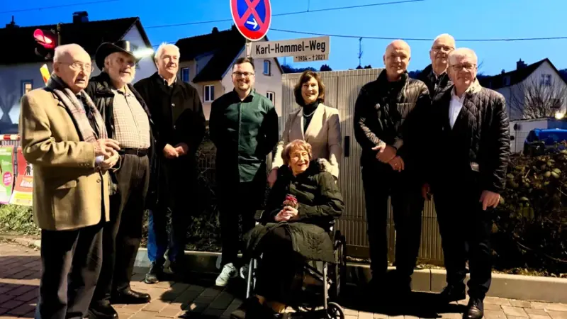Verdiente Ehrung: Jetzt gibt es den Karl-Hommel-Weg in Lorsbach