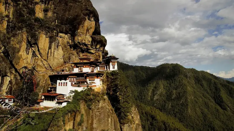 Reisebericht über Bhutan im evangelischen Gemeindehaus