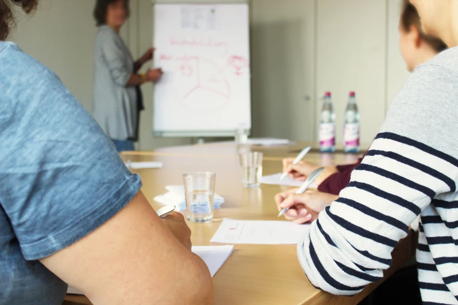 „Den eigenen Stärken vertrauen“ – Neues Programm von „Frau & Job“