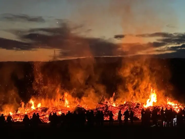 Osterfeuer in Wildsachsen: Hof Küther lädt am Ostersonntag ein