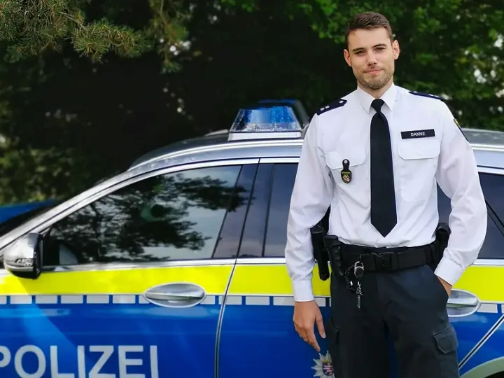 Schutzmann vor Ort berät wieder auf dem Hofheimer Wochenmarkt