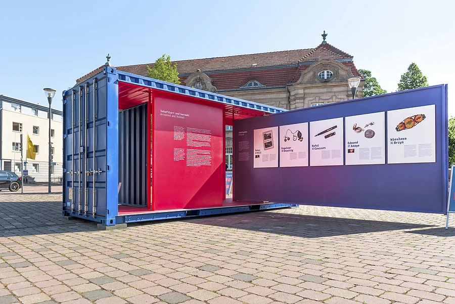 Vom KZ zum Familienbesitz: Ausstellung #StolenMemory auf Kellereiplatz 2 StolenMemory