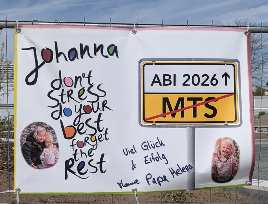 Zwischen Hochglanz und Herz: Abi-Plakate 2026 in Hofheim