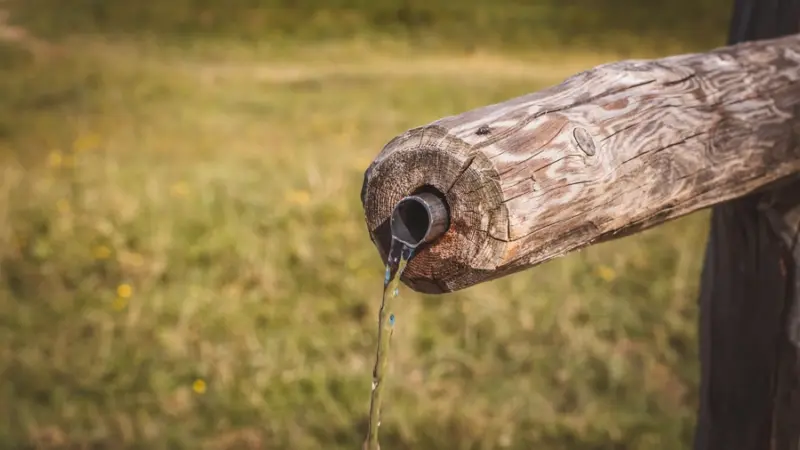 98 Meter in die Tiefe: Stadtwerke bohren in Hofheim nach Wasser