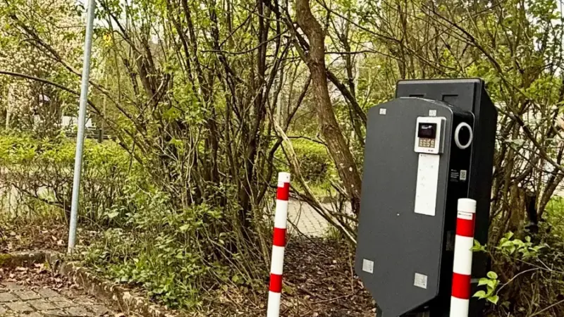 Neu am Bahnhof in Lorsbach: Ladestation für E-Autos