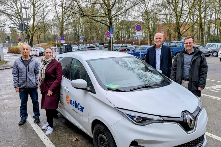 Elektroauto am Rathaus buchbar – Hofheim startet neues Carsharing