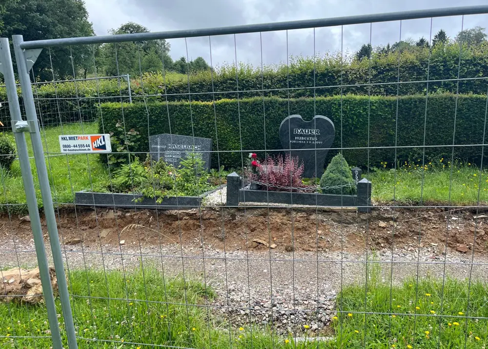 Zwischen Borstenvieh und Bürokratie: Viel Frust auf Hofheims Friedhöfen 5 Friedhof 4