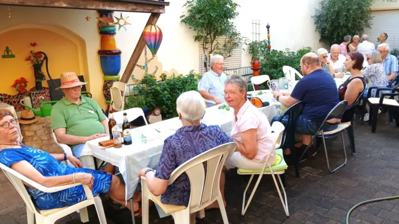 Quizabend in Diedenbergen: Wissen, Spaß und Spannung trotz Sommerhitze