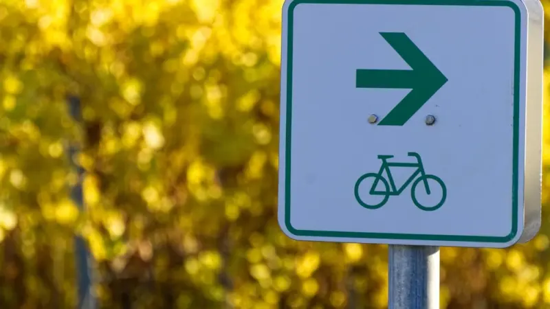 Freie Fahrt fürs Prestige: Hofheim und der 138-Millionen-Radweg FRM 3