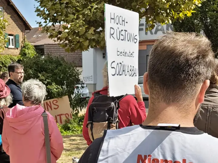 Gegen Kürzungen und Rüstung: Soziales Bündnis fordert Umverteilung