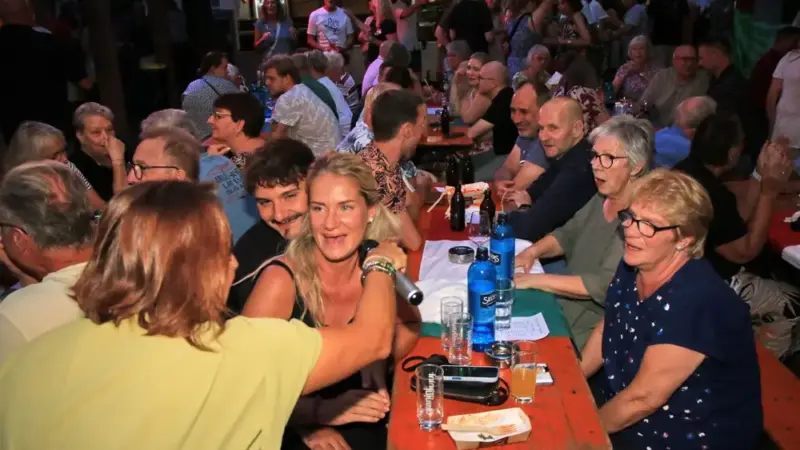 Waller Wespe Event Sommer geht mit echtem Kracher zu Ende
