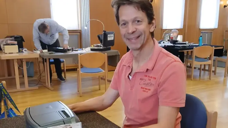 Repaircafé Diedenbergen: Wo Technik-Wunder immer wieder wahr werden