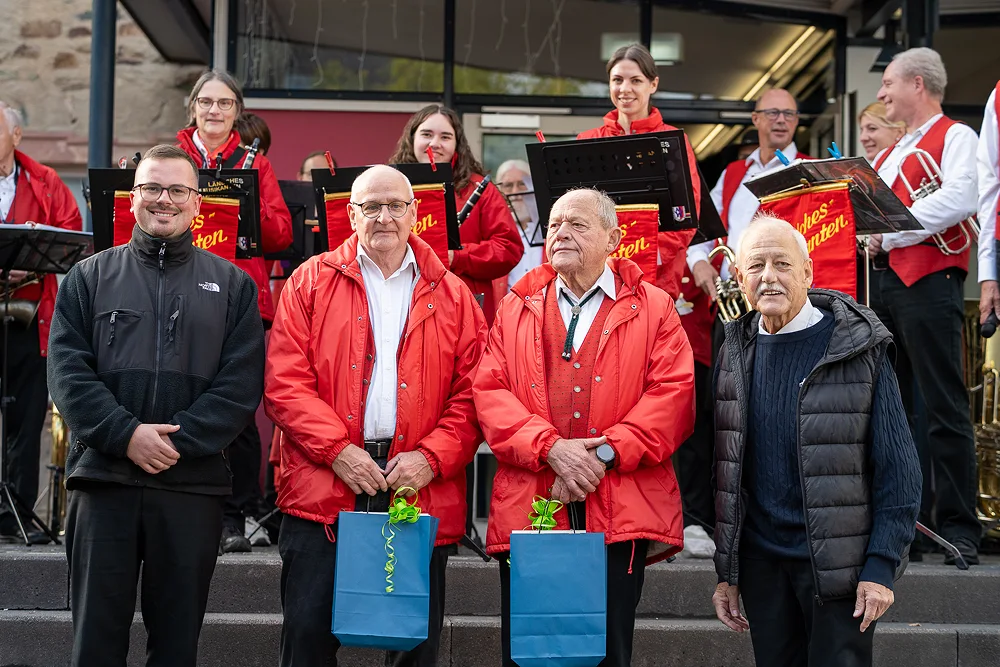 Goldene Ehrennadel der Stadt für zwei Urgesteine der Ländchesmusikanten