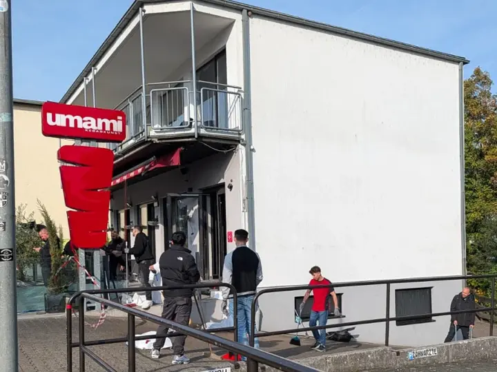 Explosion an Trend-Imbiss „Umami“: Polizei geht von vorsätzlicher Tat aus
