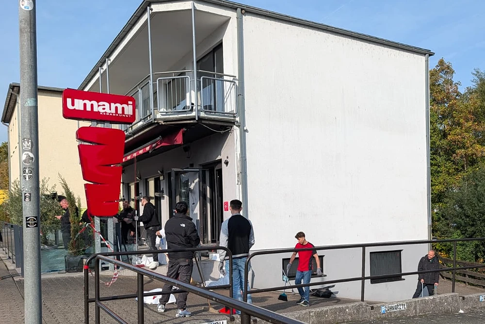 Explosion an Trend-Imbiss „Umami“: Polizei geht von vorsätzlicher Tat aus