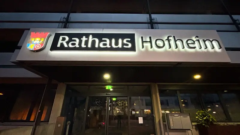 Millionen überzogen, Parlament übergangen – Brief mit Sprengkraft aufgetaucht