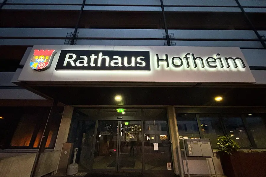 Millionen überzogen, Parlament übergangen – Brief mit Sprengkraft aufgetaucht