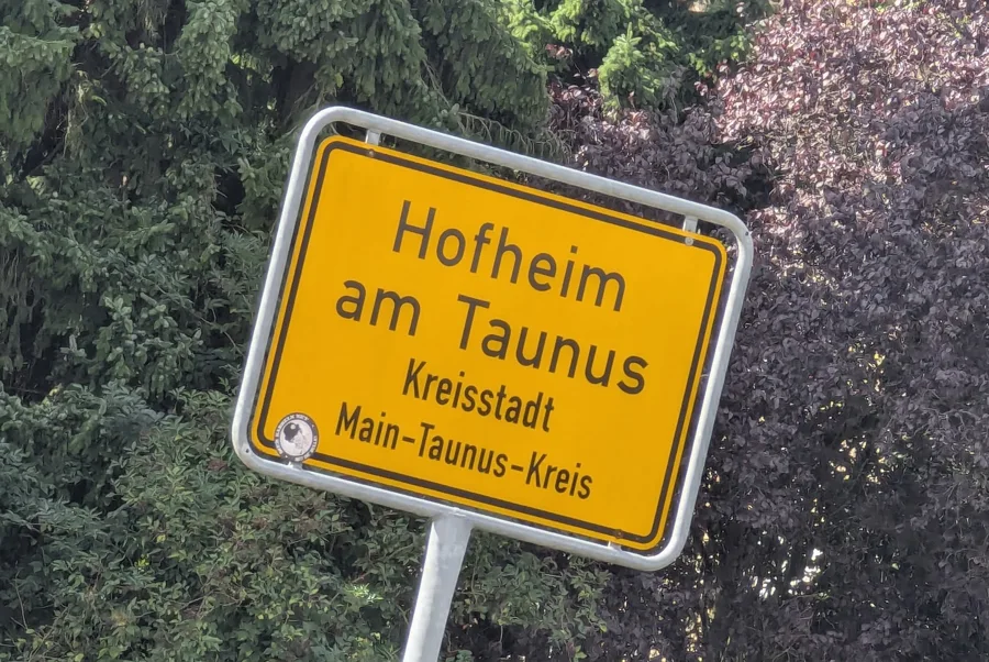 Haushalt 2026: Hofheims Fraktionen zwischen Kritik, Sorge und Zustimmung