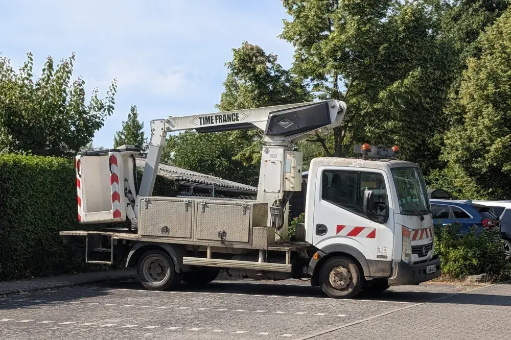 Vom Dauerparker zum Wanderpokal – Geister-Laster von Marxheim ist umgezogen