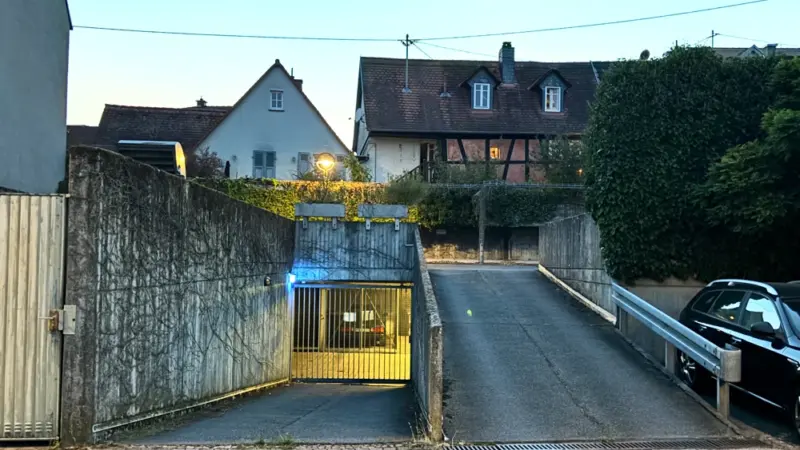 Ausverkauf beginnt: Stadt will 32 Parkplätze mitten in der Altstadt verkaufen
