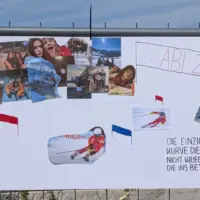 Zwischen Hochglanz und Herz: Abi-Plakate 2026 in Hofheim 65