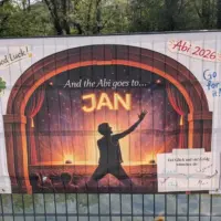 Hofheims Abi-Plakate: Immer besser – oder nur noch glattgebügelt? 30 3724528874