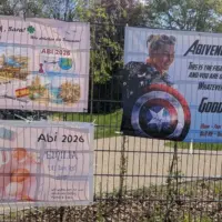Zwischen Hochglanz und Herz: Abi-Plakate 2026 in Hofheim 22