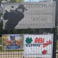 Zwischen Hochglanz und Herz: Abi-Plakate 2026 in Hofheim 19